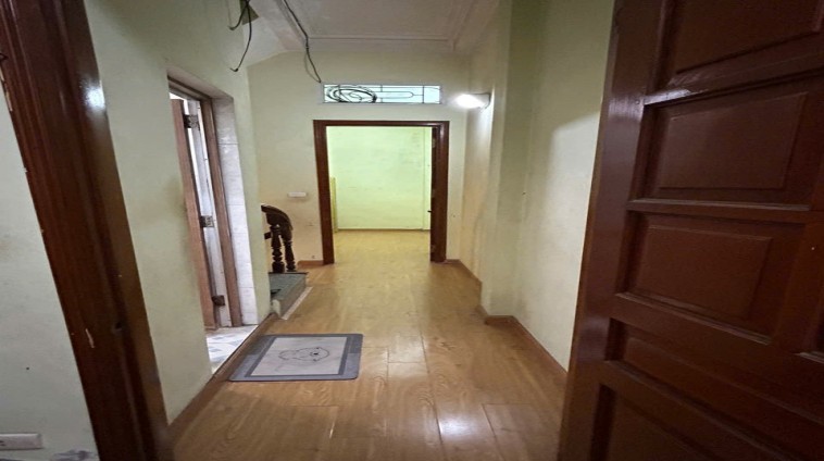 Cho thuê nhà  nguyên căn ngõ 2 Hà Trì, 40m x 4 tầng 3 wc 4 ngủ, 13Tr - ở nhóm đi làm, hộ GĐ